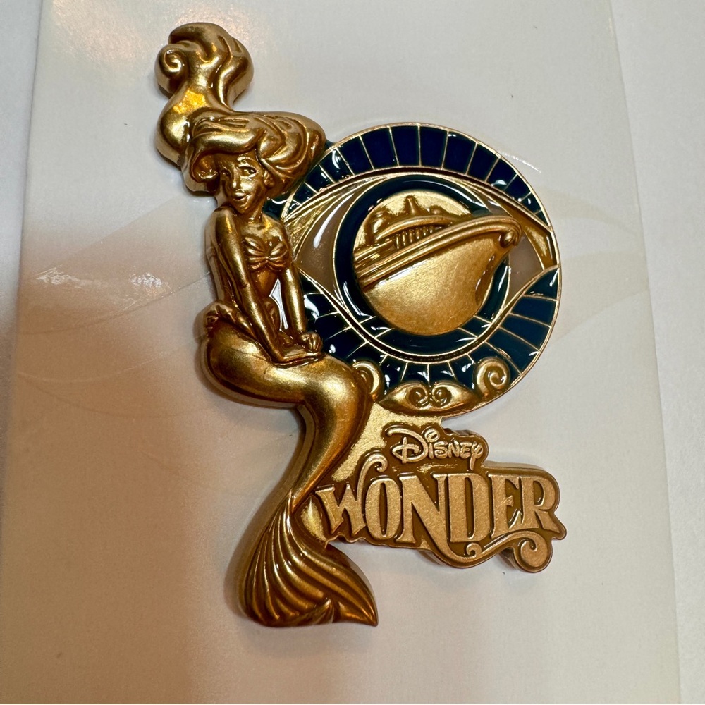 NWT. Disney Cruise Line (DCL) Atrium Statue Ariel pin for the Disney Wonder ship - Picture 2 of 9